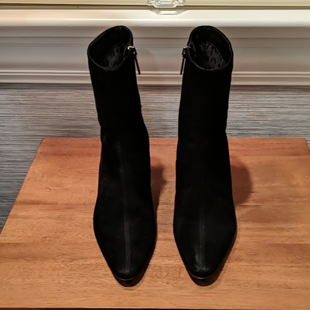 Aquatalia microsuede black mid calf boots